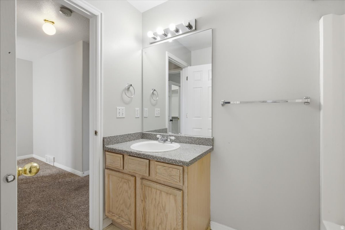 COMISKEY PARK - Residential