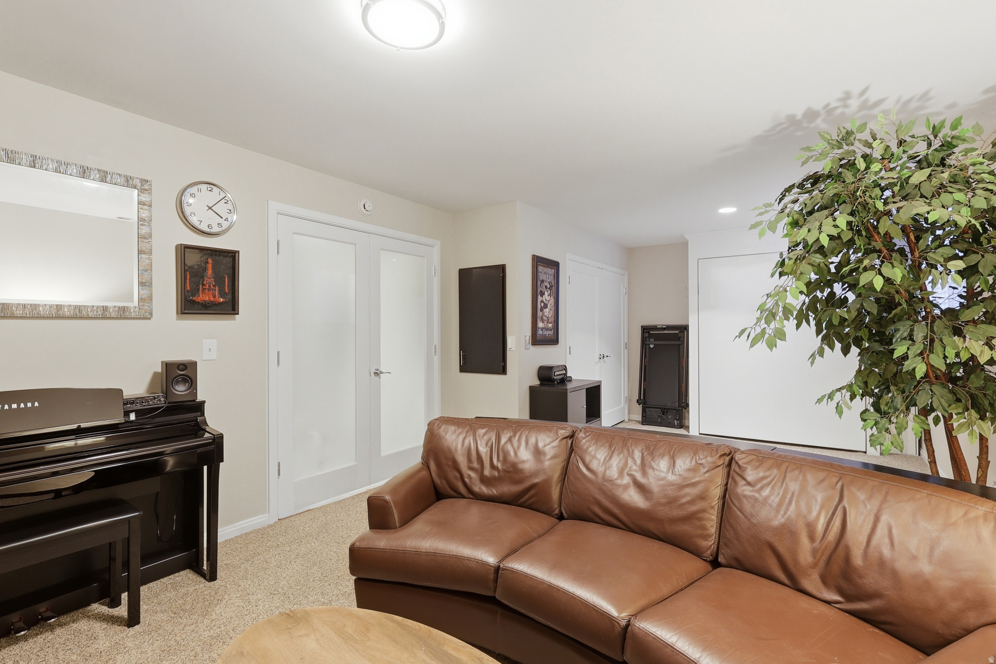 CAPITAL MARMALADE - Residential