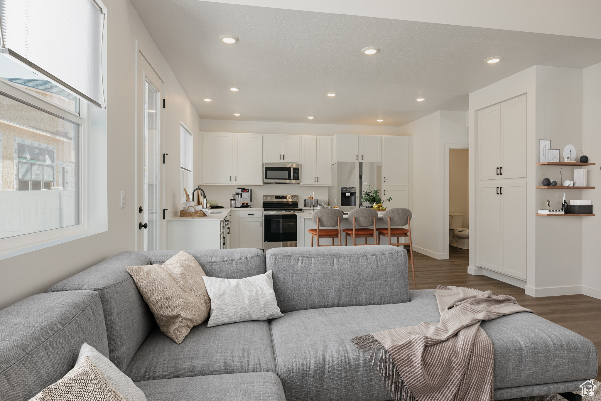 FIREFLY - Residential