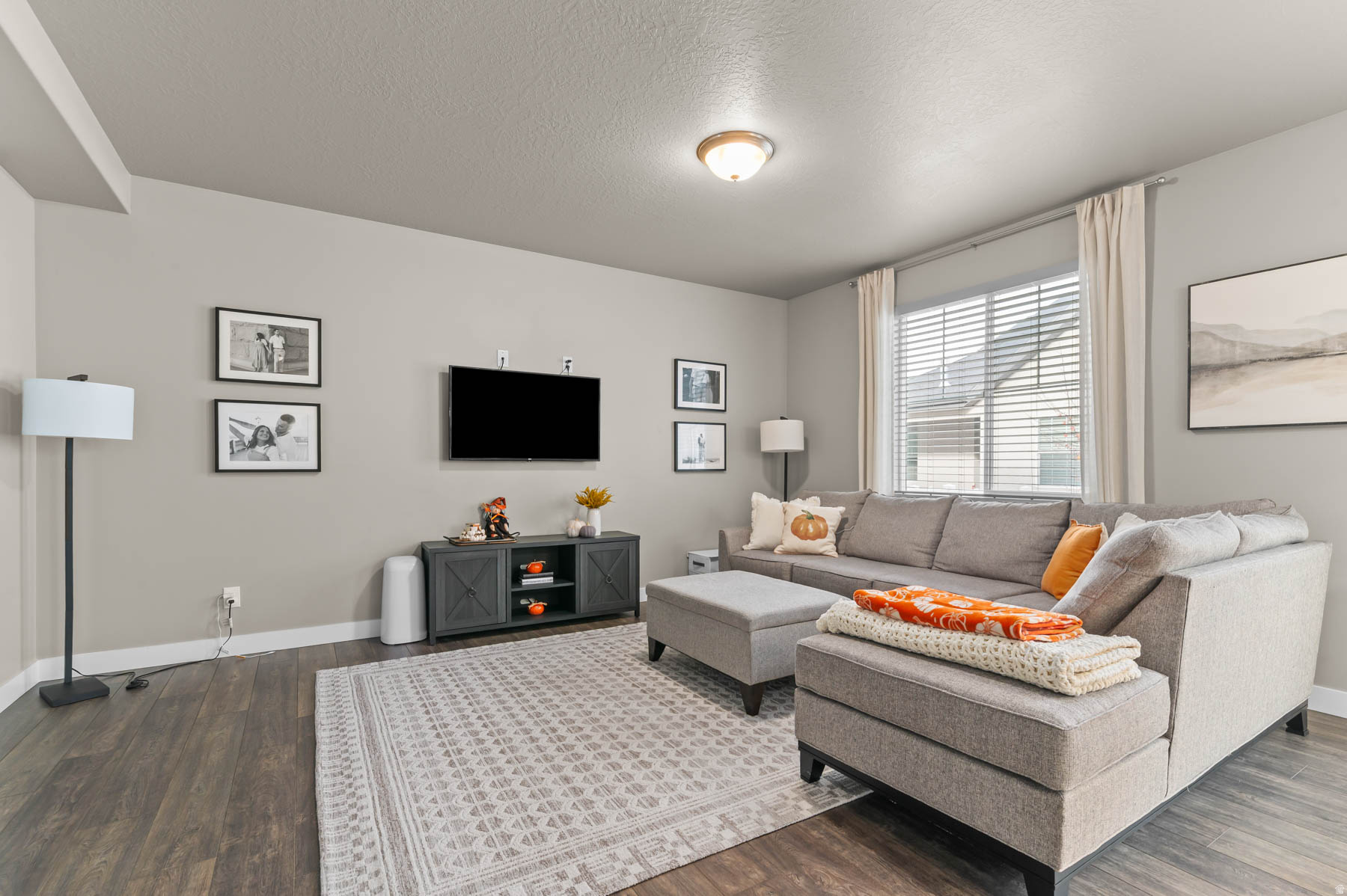 HOLBROOK FARMS - Residential