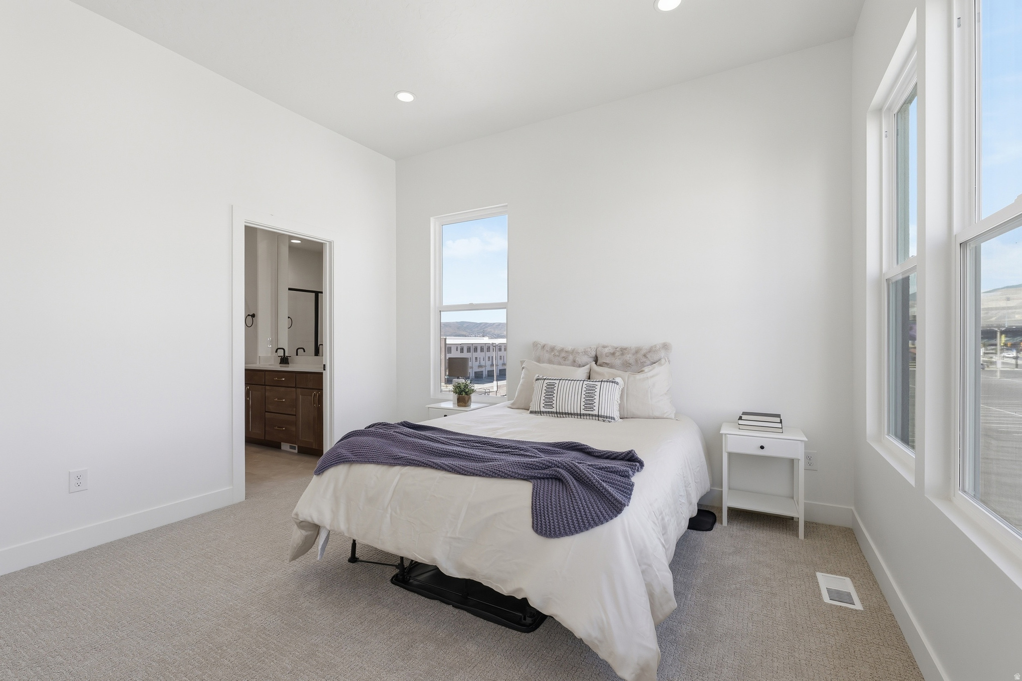 DOWNTOWN DAYBREAK - Residential