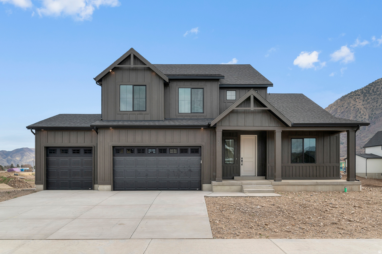 MOUNTAINSIDE ESTATES - Residential
