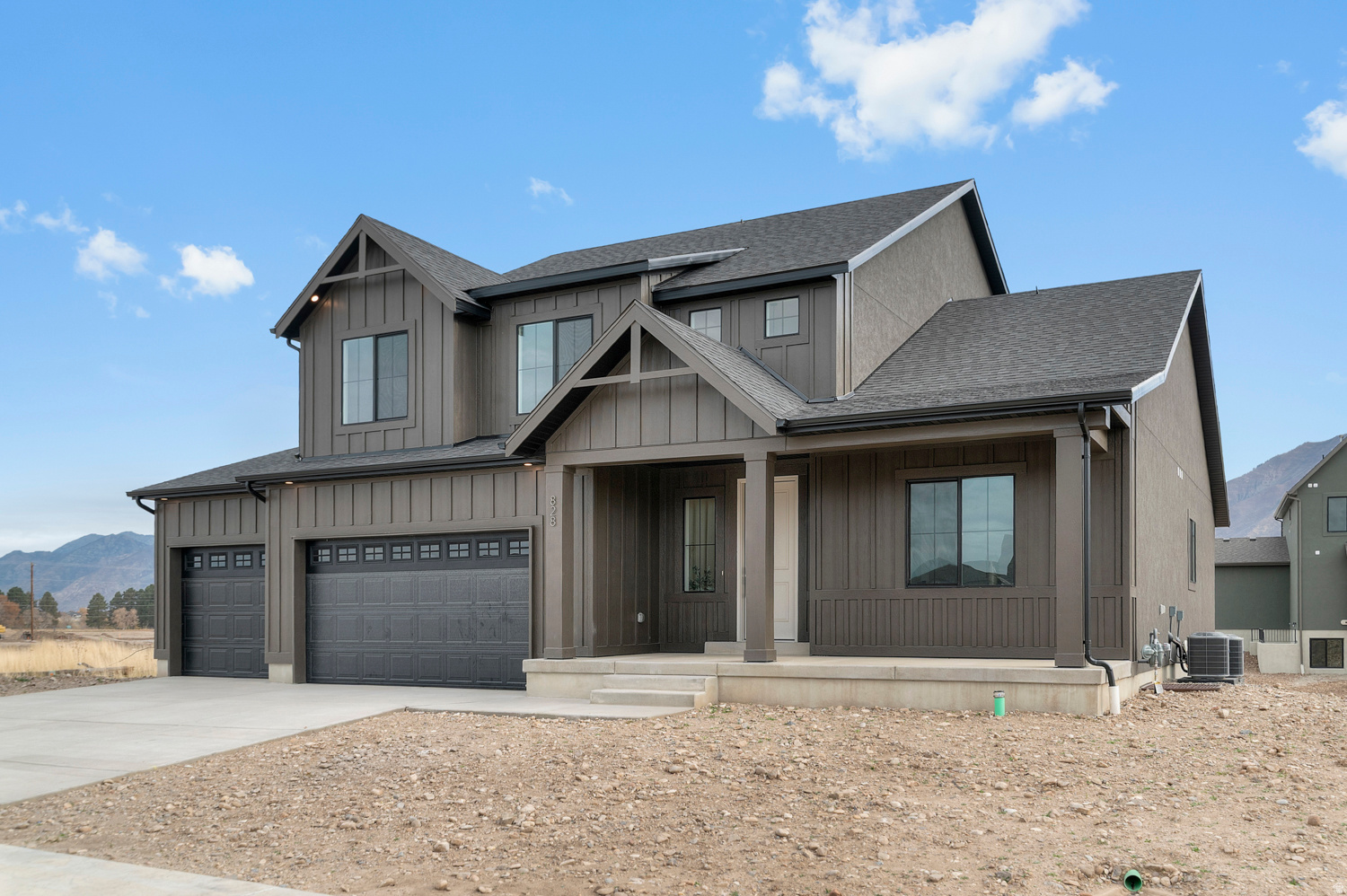 MOUNTAINSIDE ESTATES - Residential
