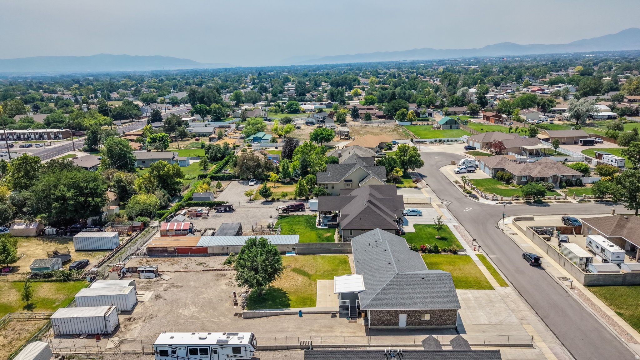 COLONIAL PARK - Residential