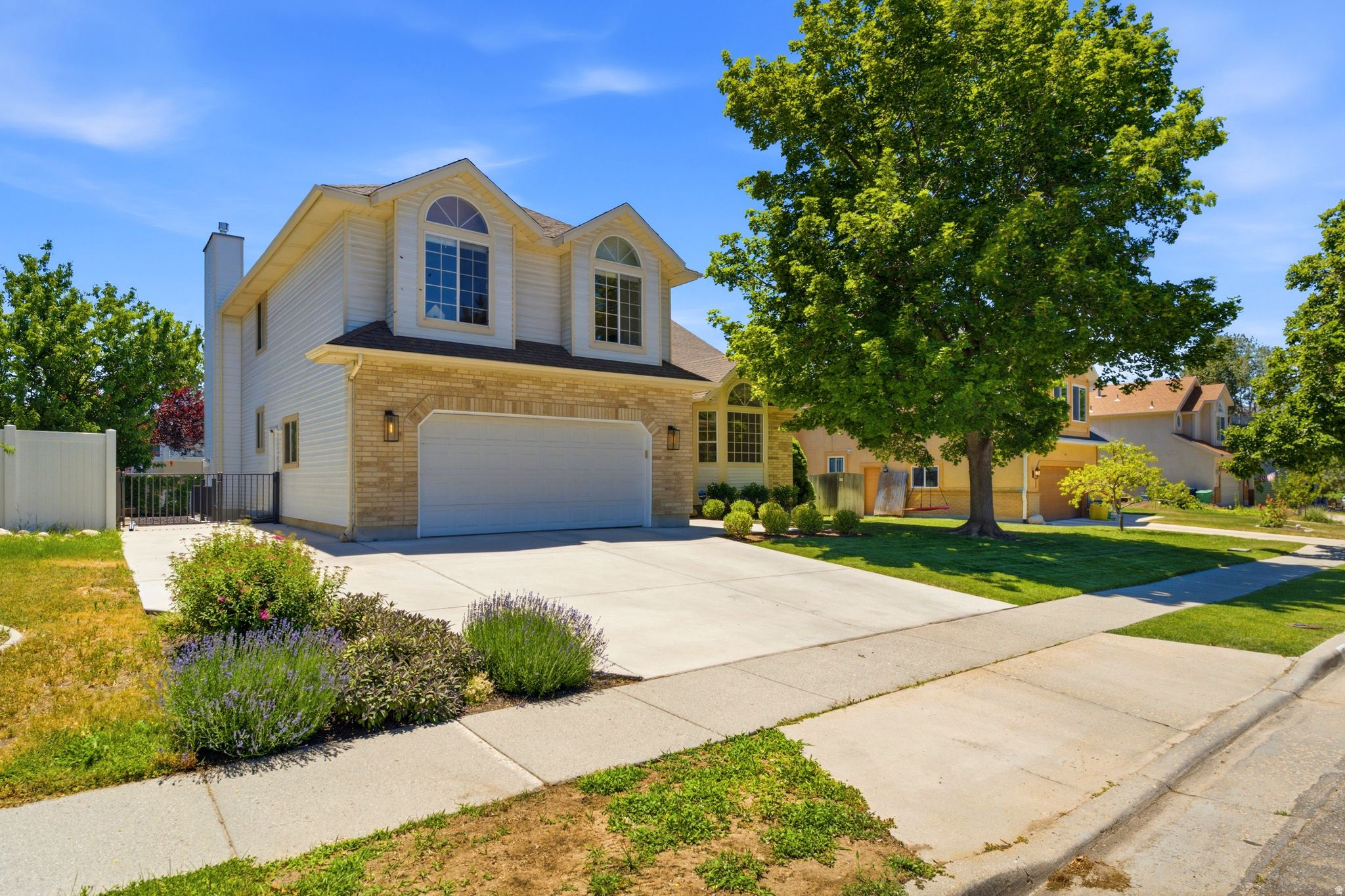 CANYON VILLAGE - Residential