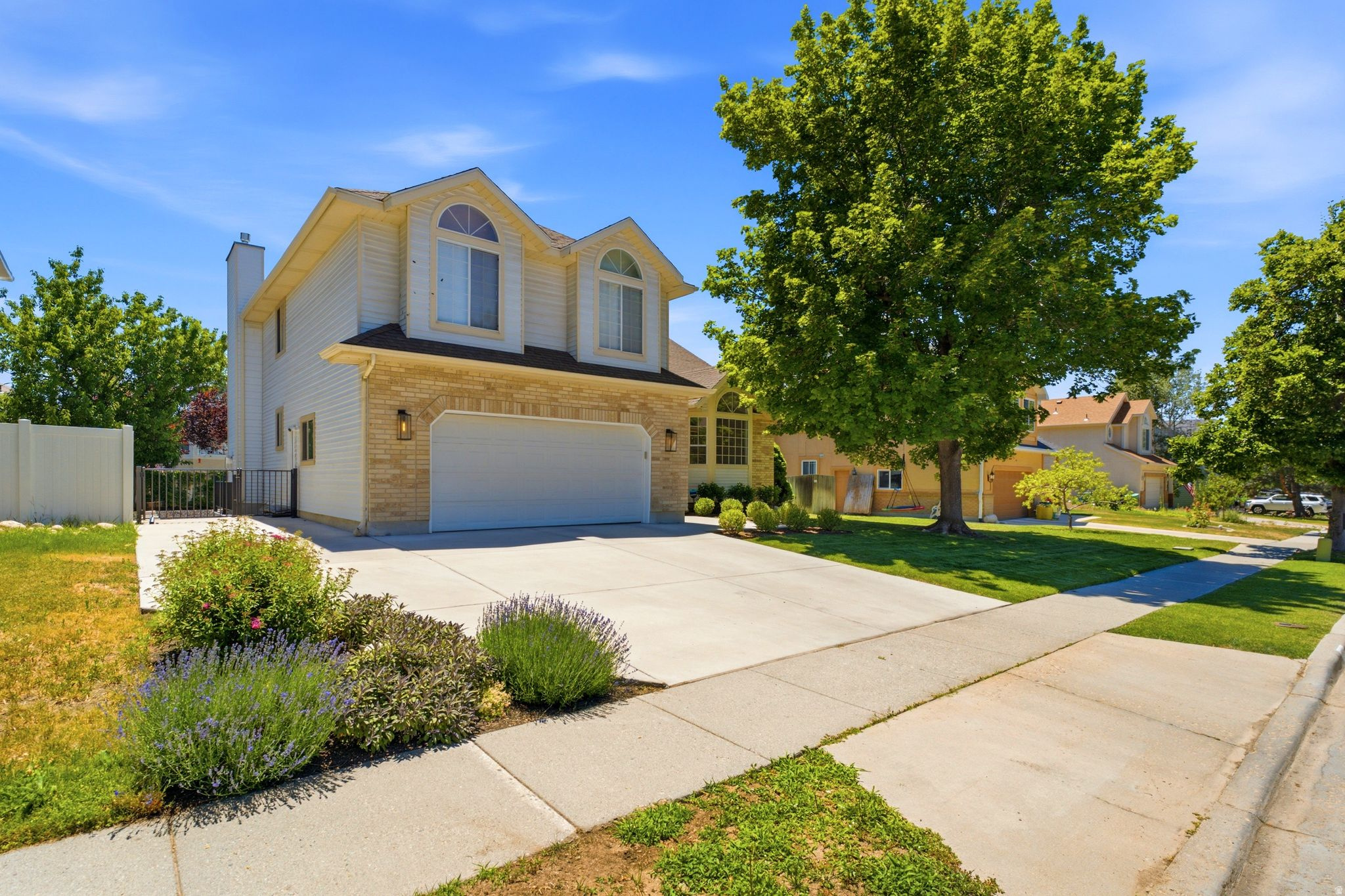 CANYON VILLAGE - Residential