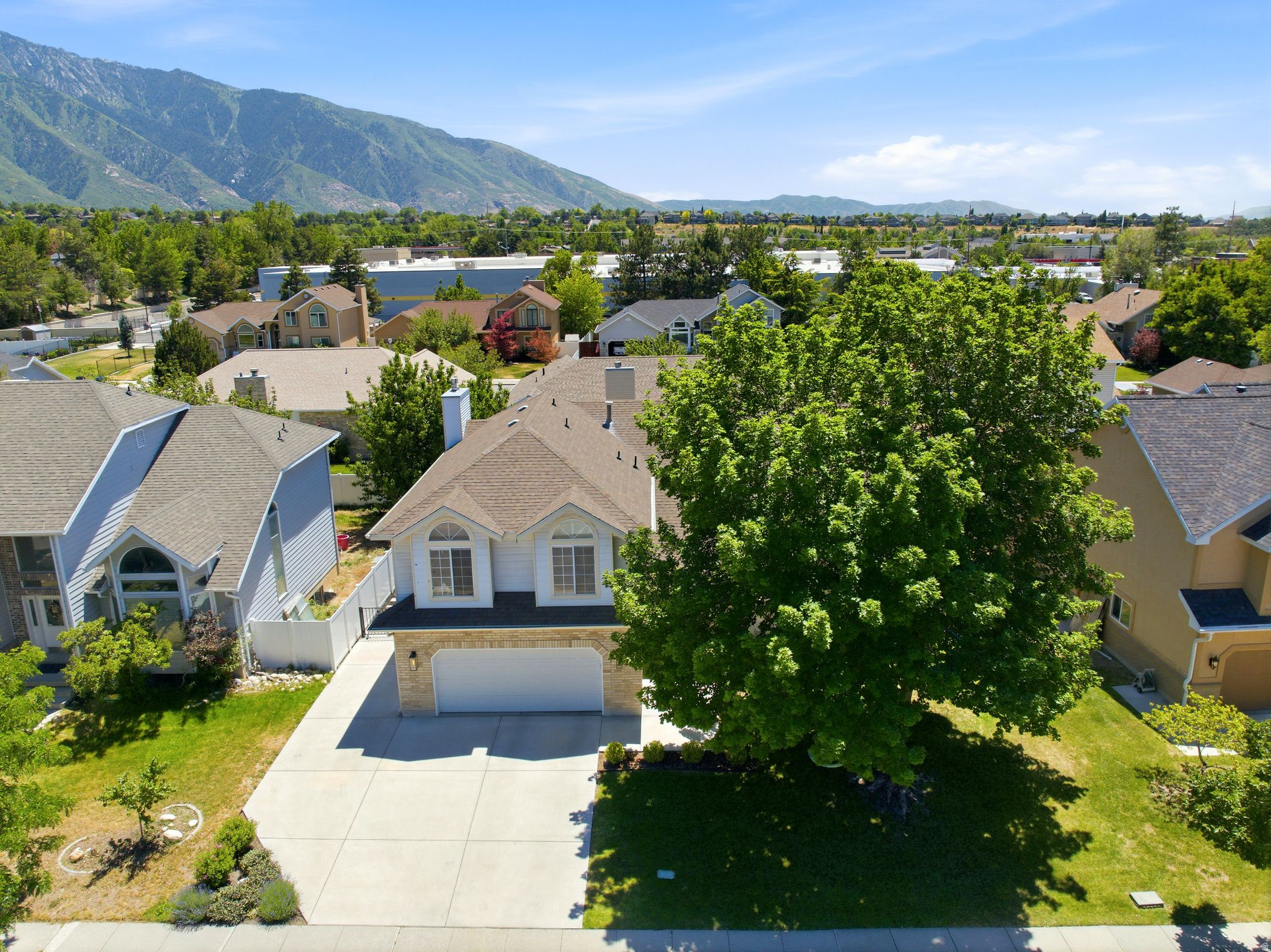 CANYON VILLAGE - Residential