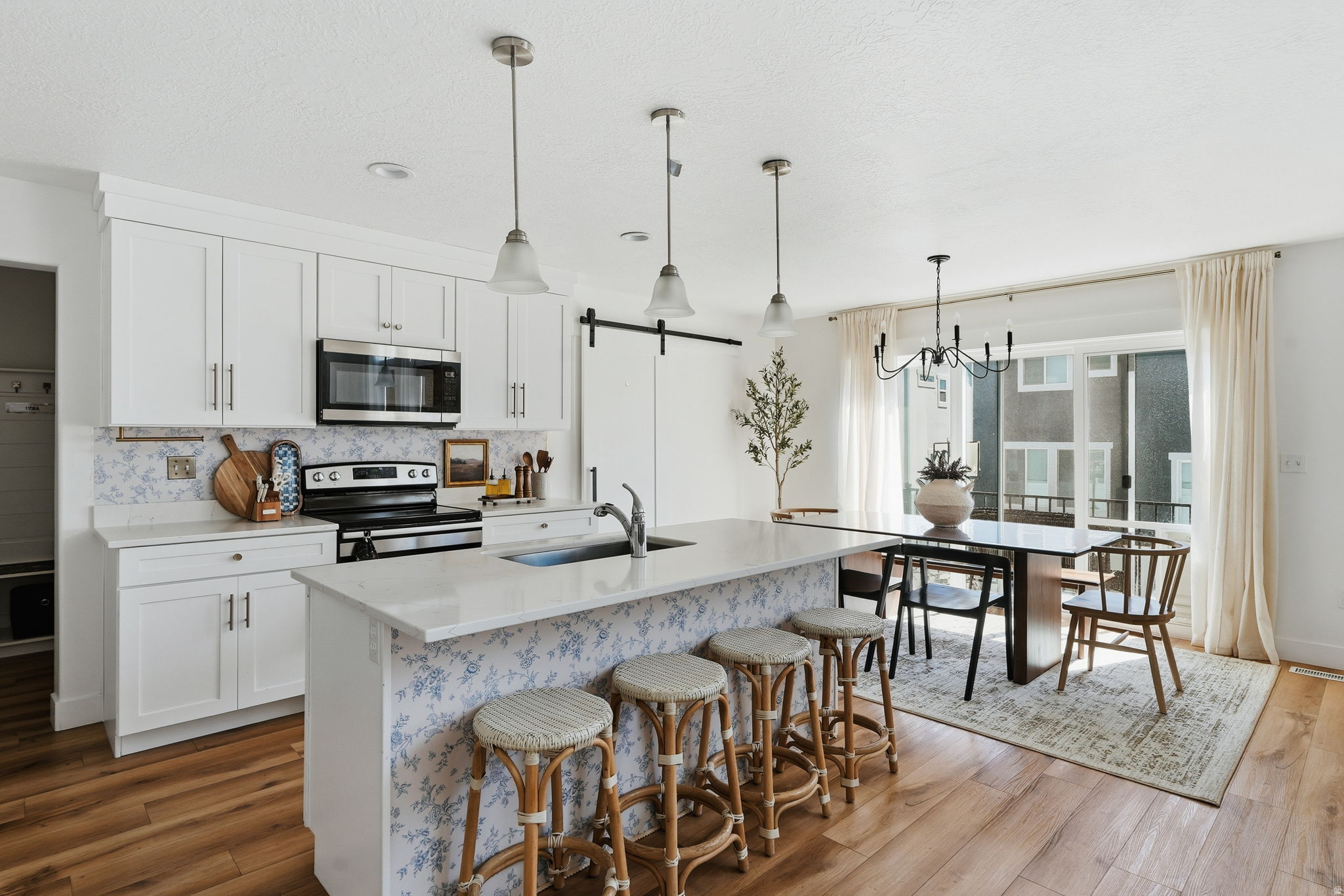 CREEK RIDGE - Residential