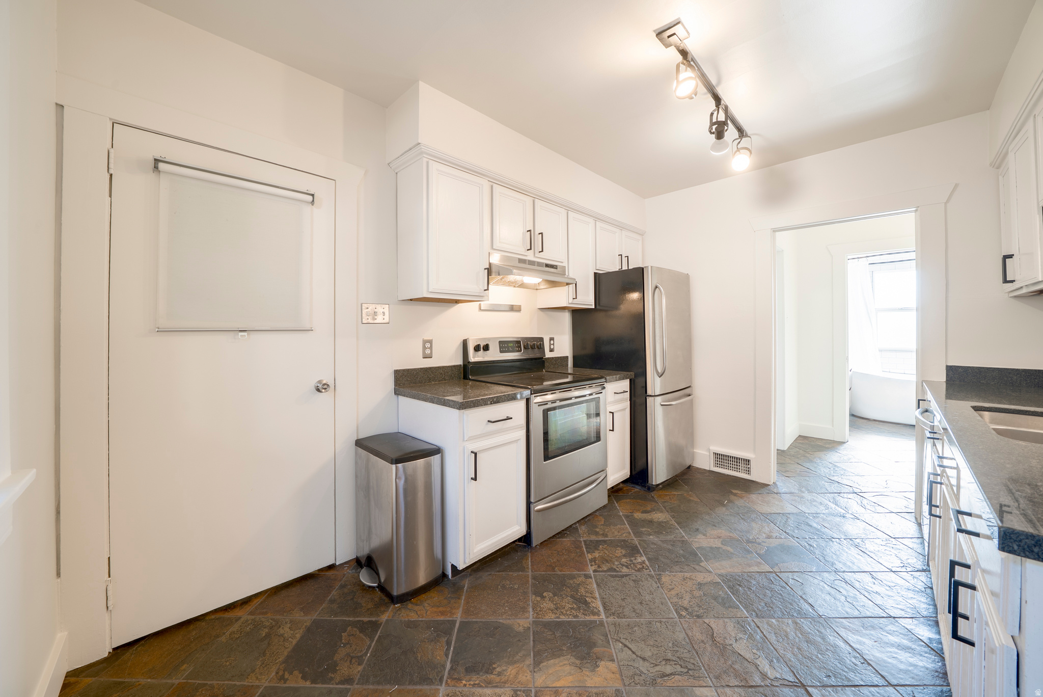 FREMONT HEIGHTS - Residential