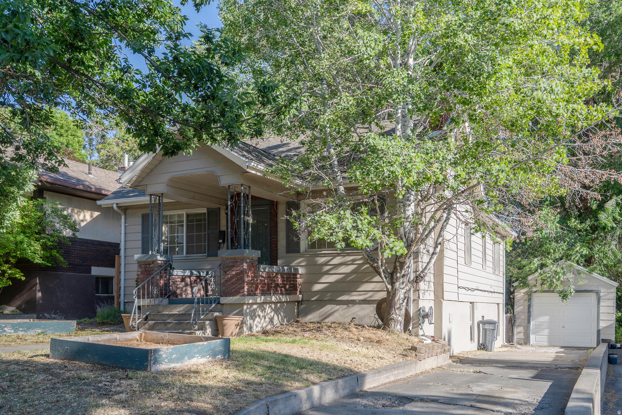 FREMONT HEIGHTS - Residential
