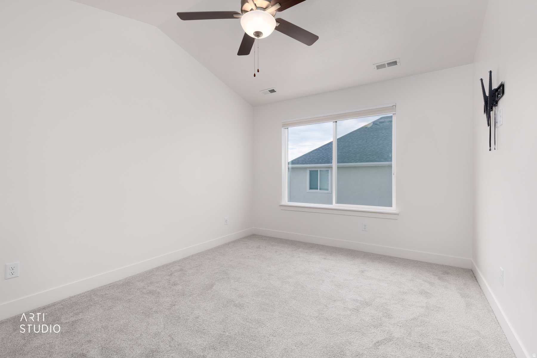 SILVERLAKE - Residential