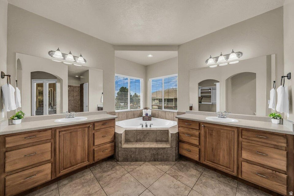 RED BUTTE SUB PH 3 - Residential