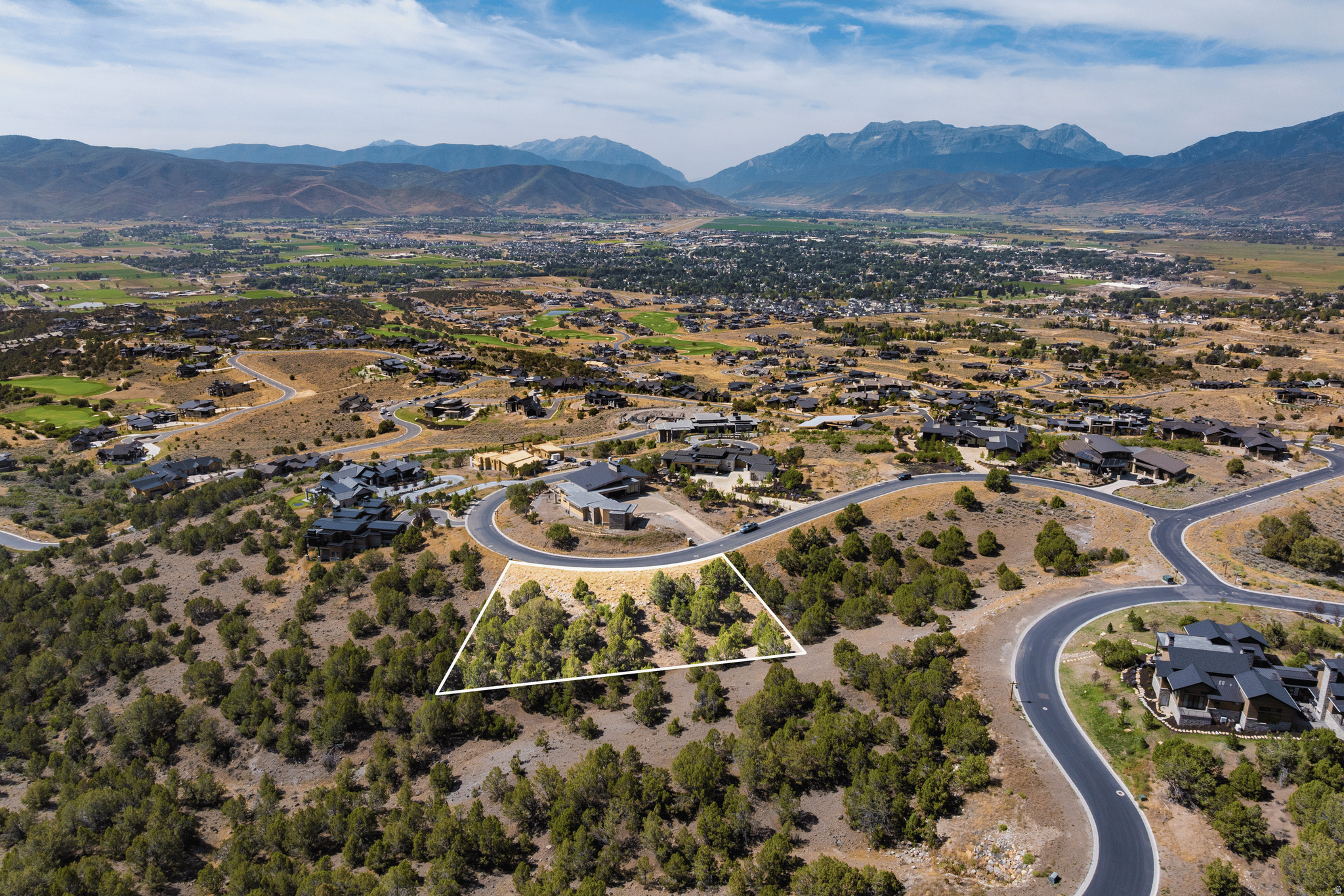 RED LEDGES - Land