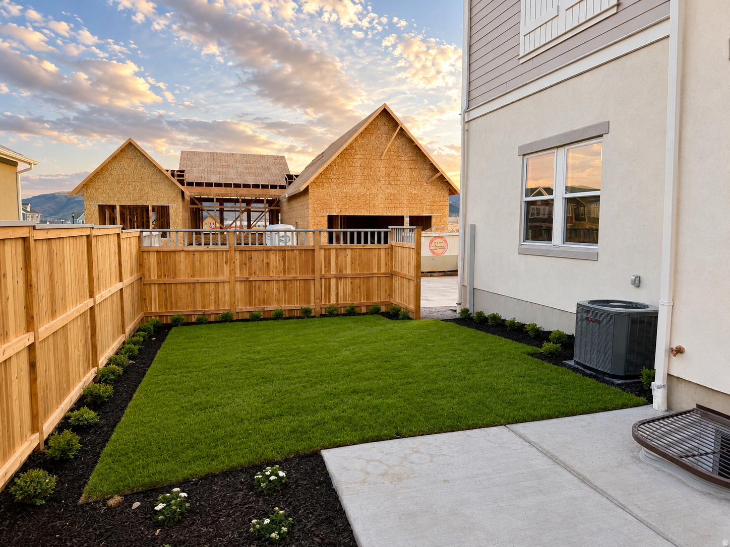 DAYBREAK - Residential