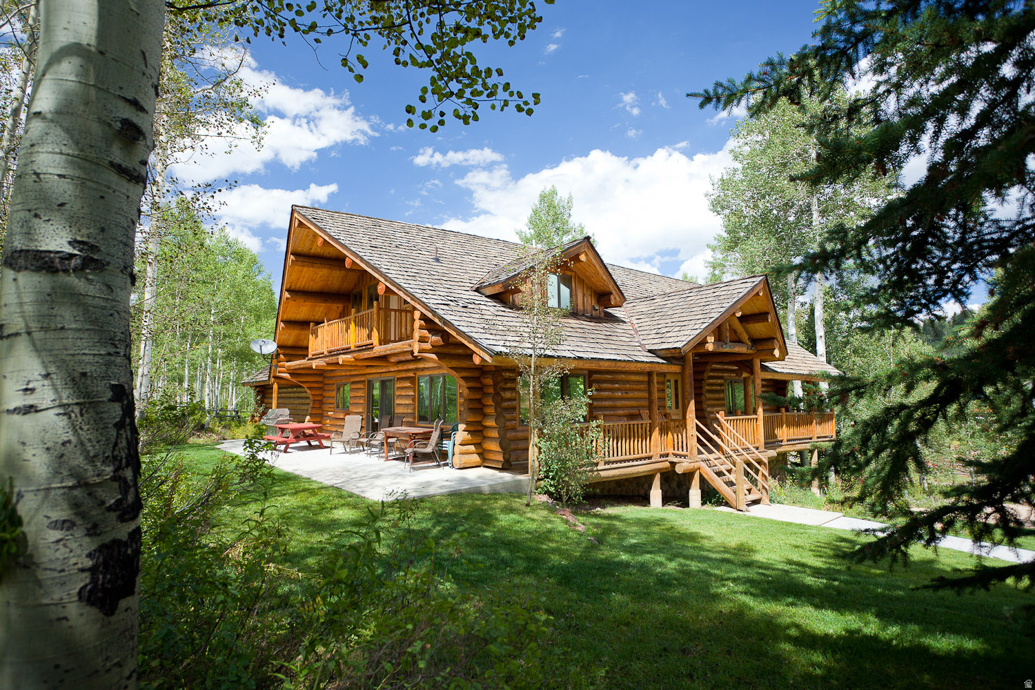 DANIEL SUMMIT RESORT - Commercial Sale