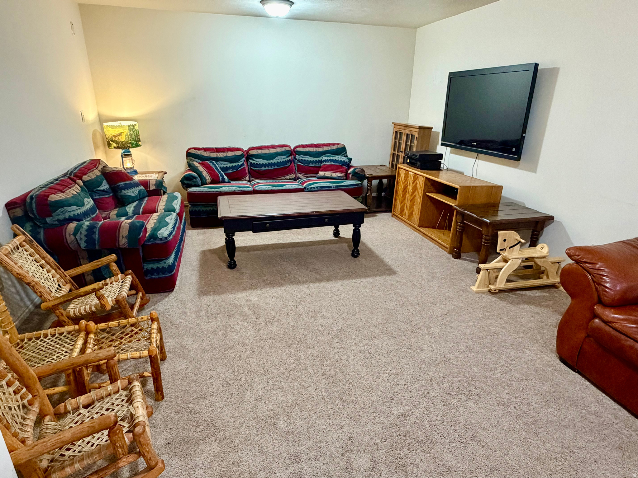 DANIEL SUMMIT RESORT - Commercial Sale