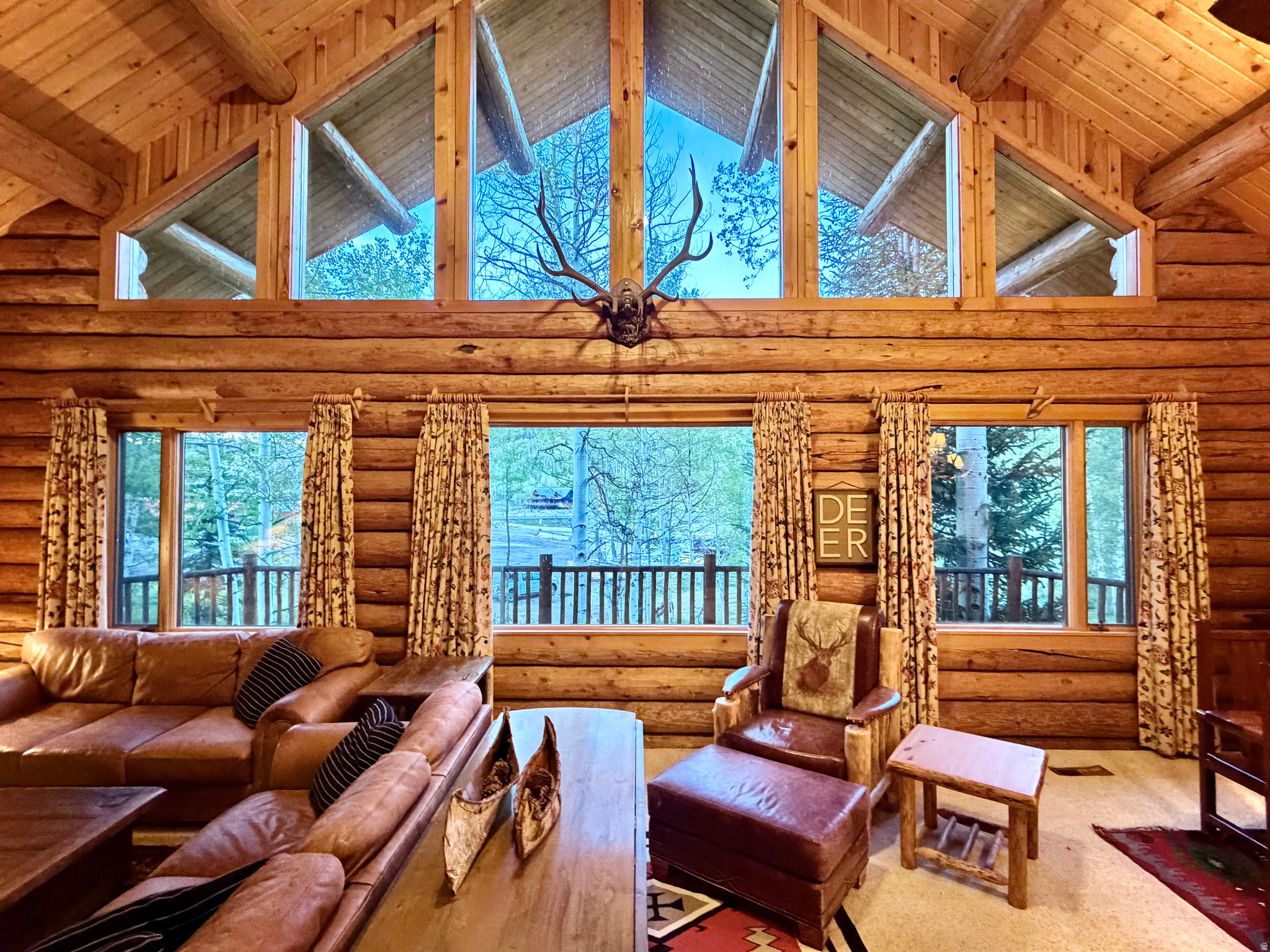 DANIEL SUMMIT RESORT - Commercial Sale