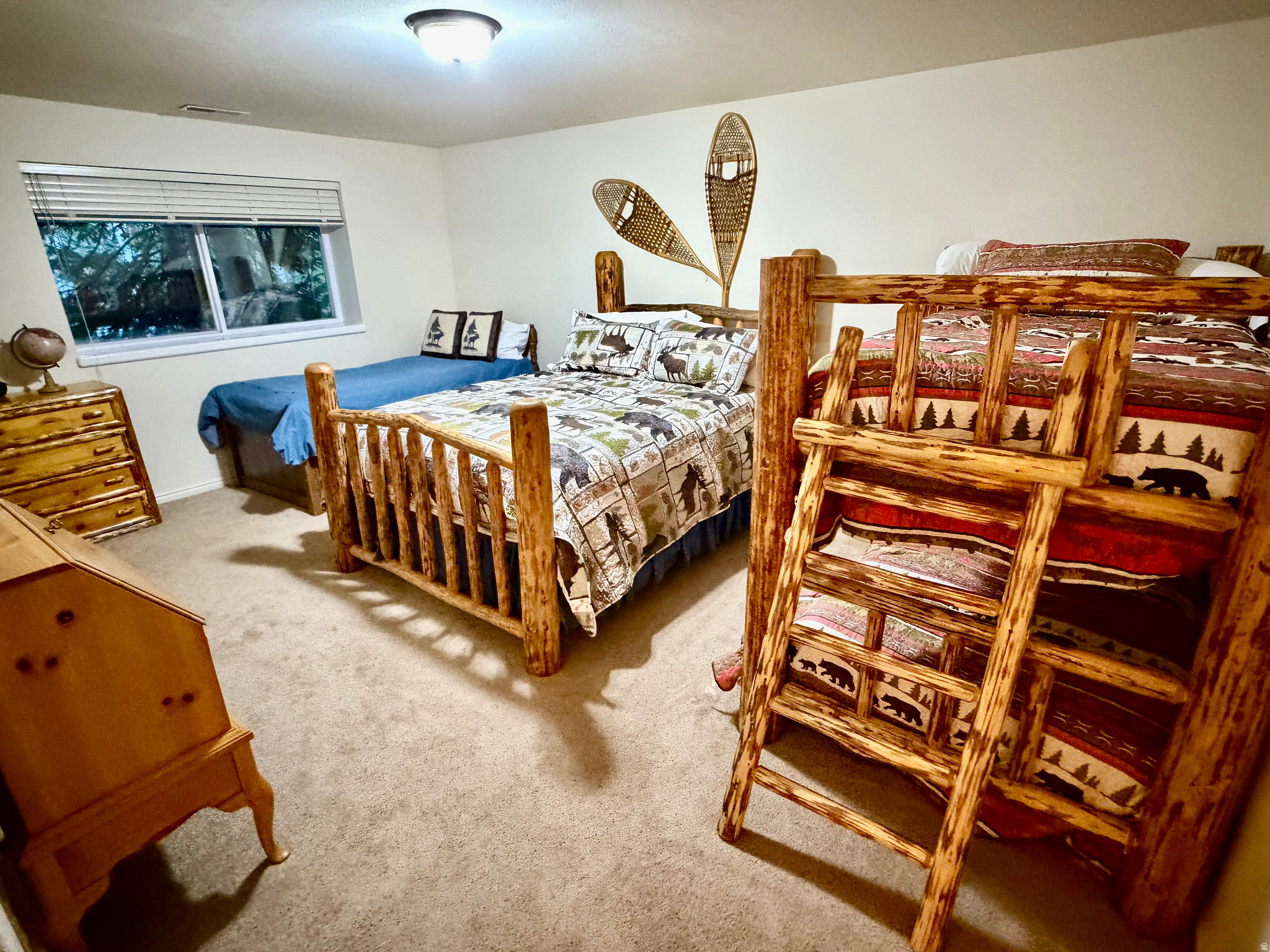 DANIEL SUMMIT RESORT - Commercial Sale