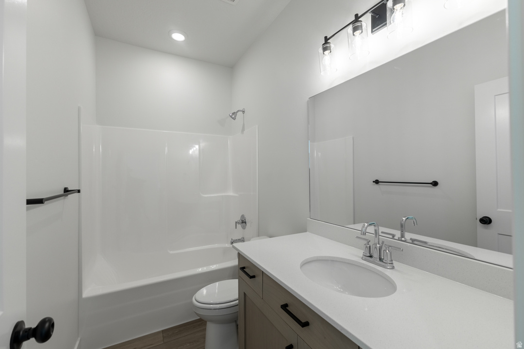 CREEKSIDE AT JDC RANCH - Residential