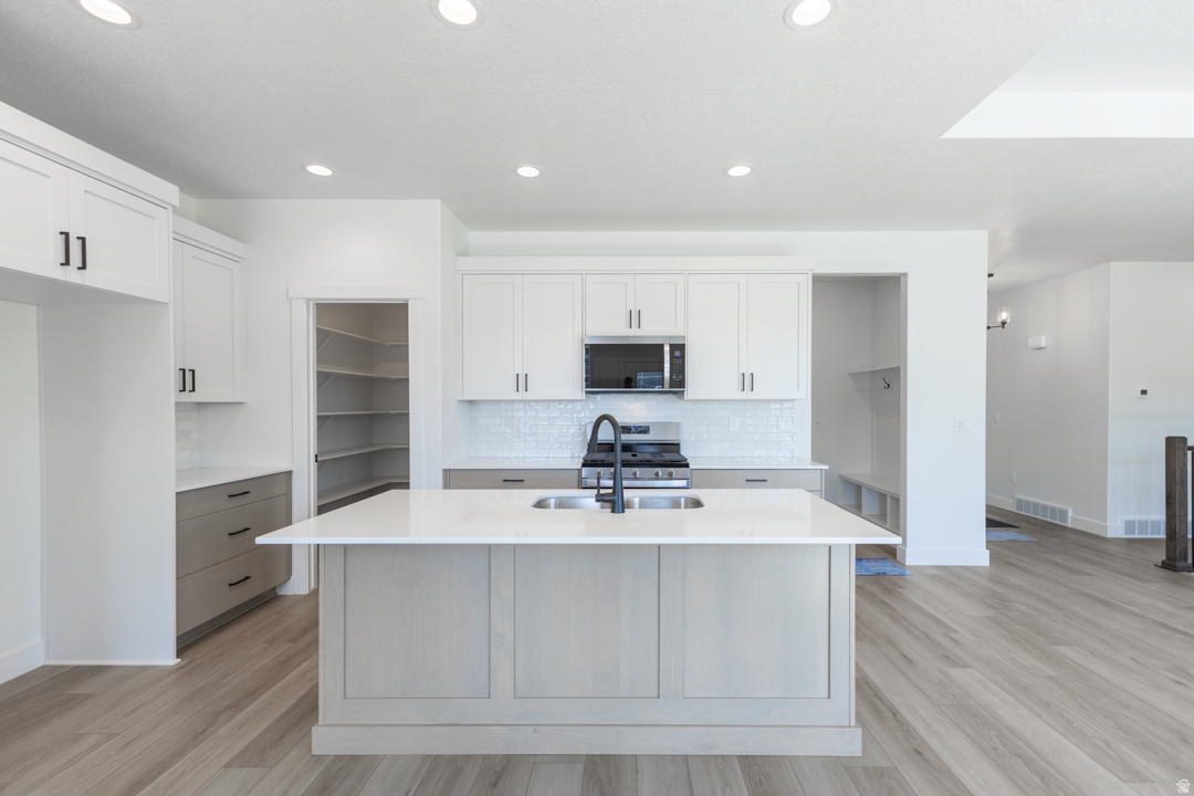 CREEKSIDE AT JDC RANCH - Residential