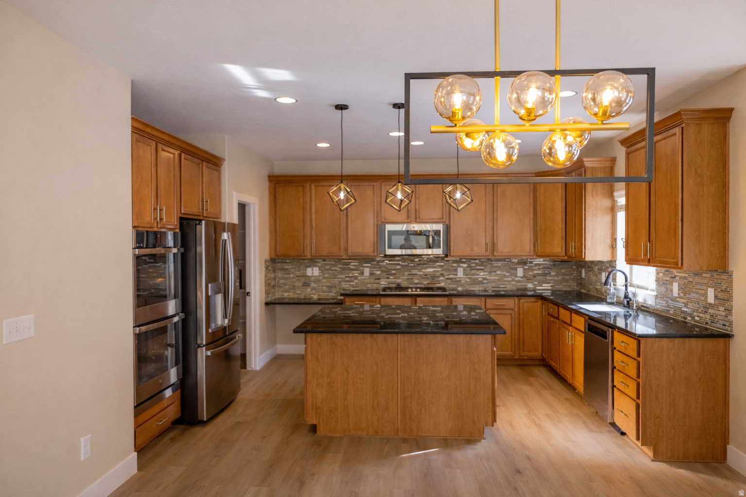 MERCER HOLLOW NO 15 AT SUNCREST - Residential