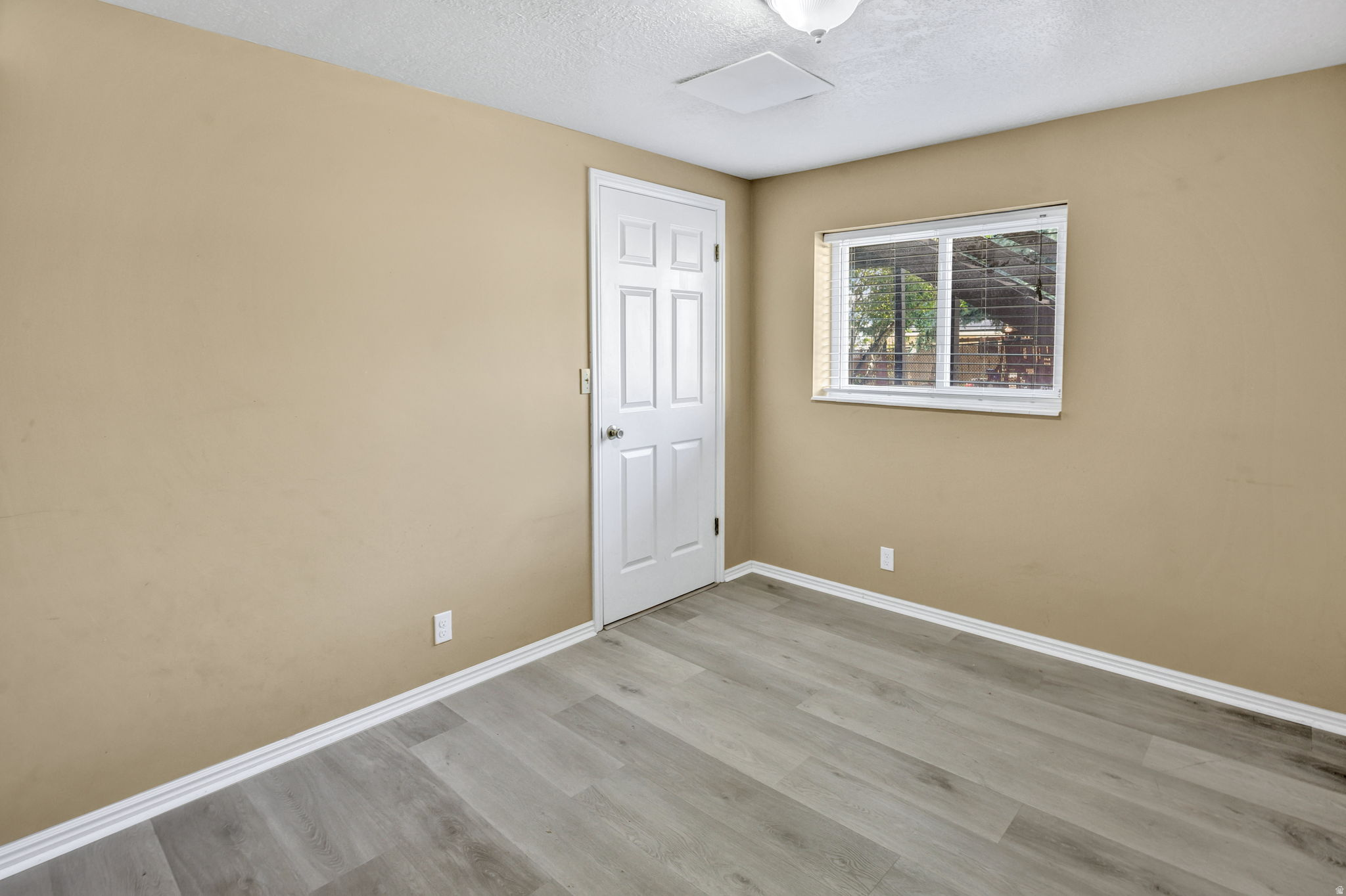 OAK FOREST - Residential