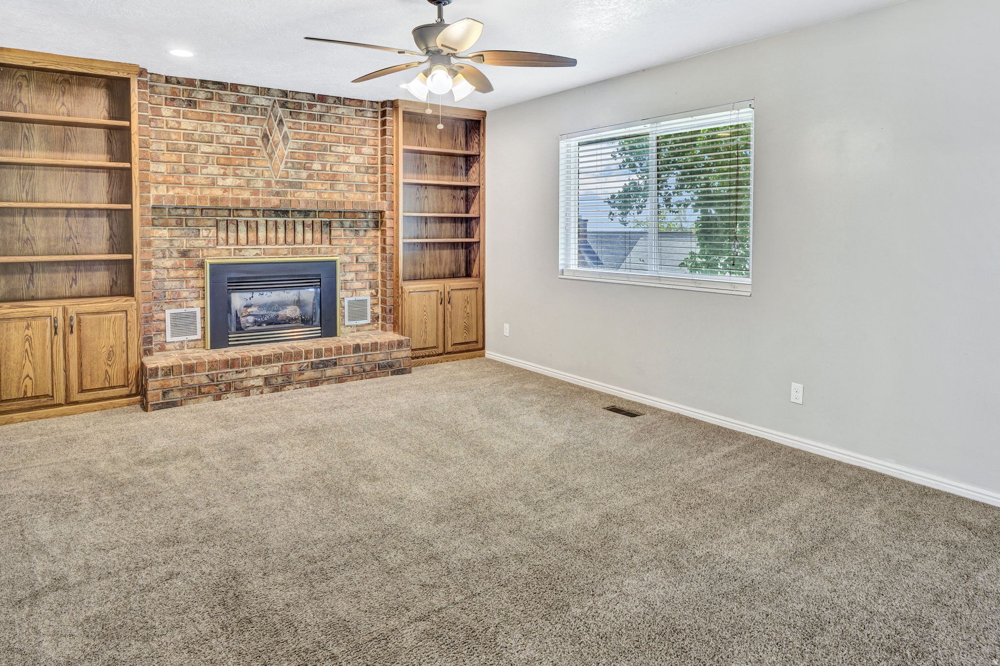 OAK FOREST - Residential