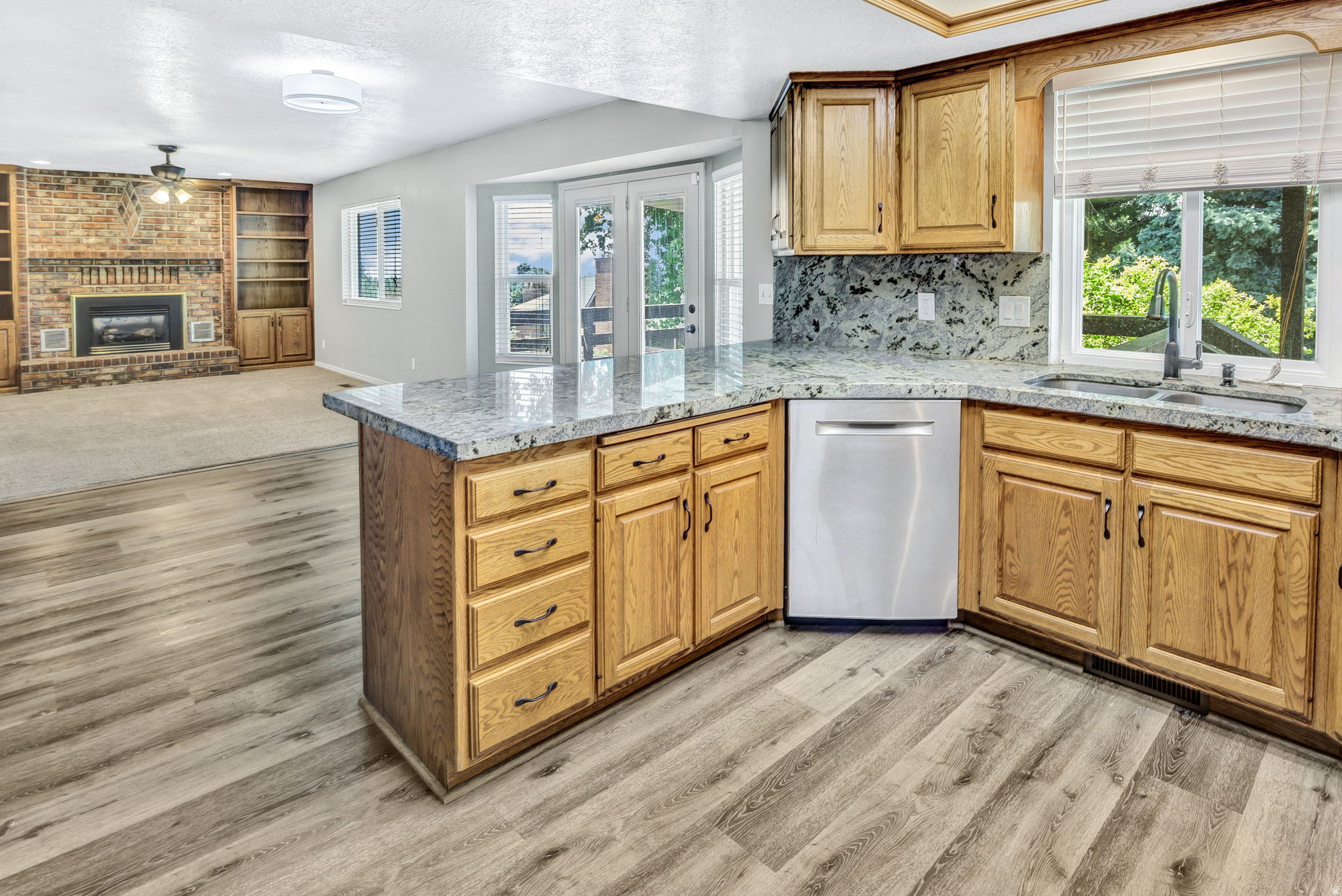 OAK FOREST - Residential