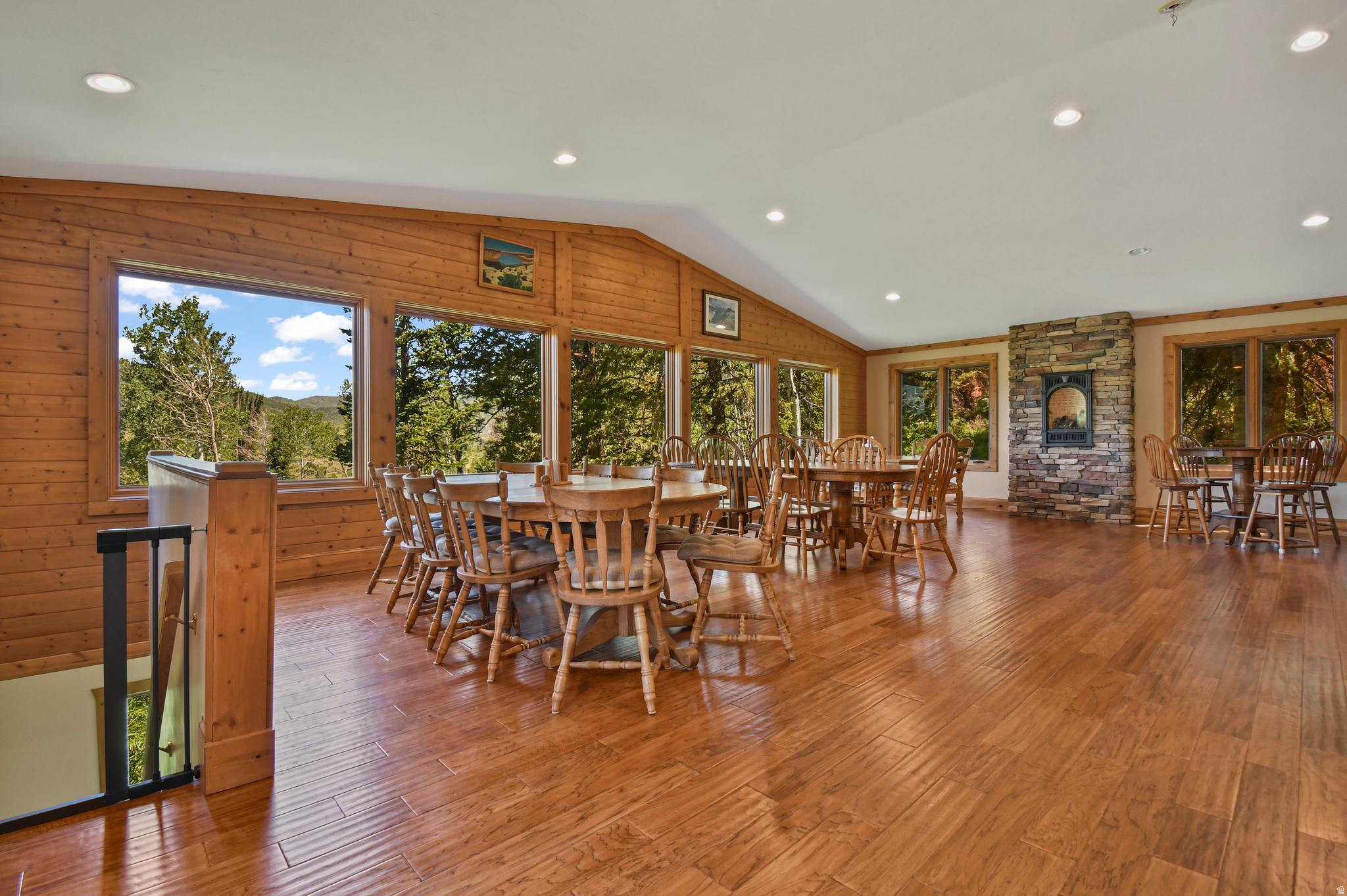 MOUNTAIN VALLEY RANC - Residential