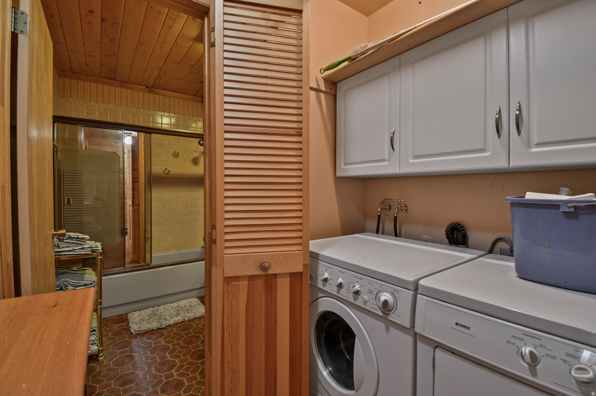 MOUNTAIN VALLEY RANC - Residential