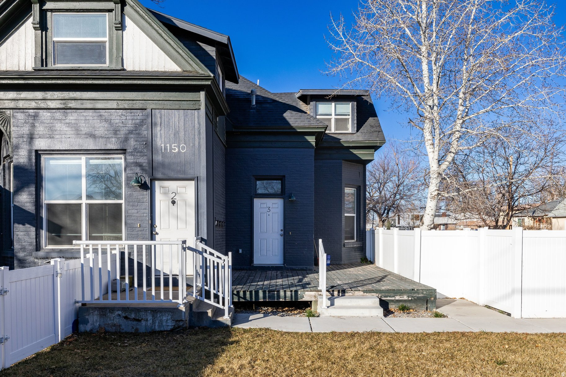 FIVE ACRE - Residential