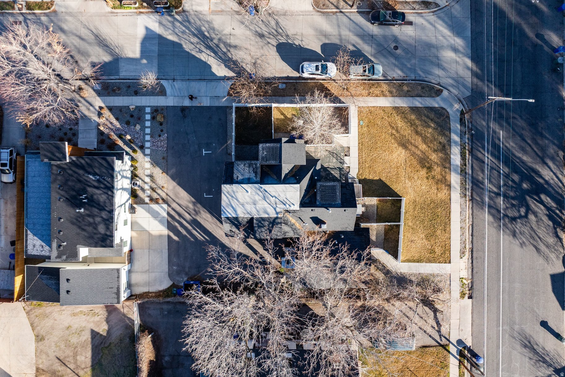 FIVE ACRE - Residential