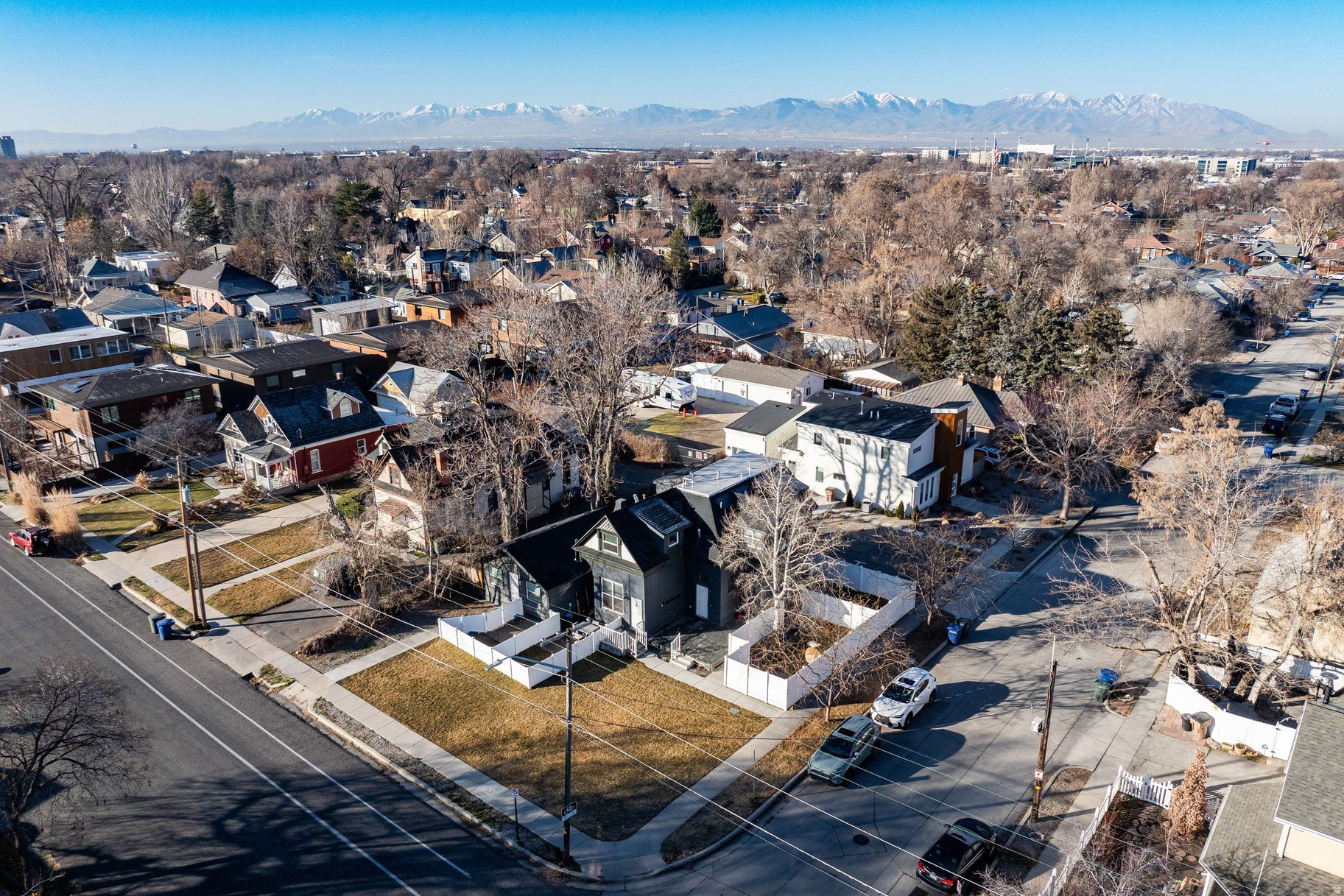 FIVE ACRE - Residential