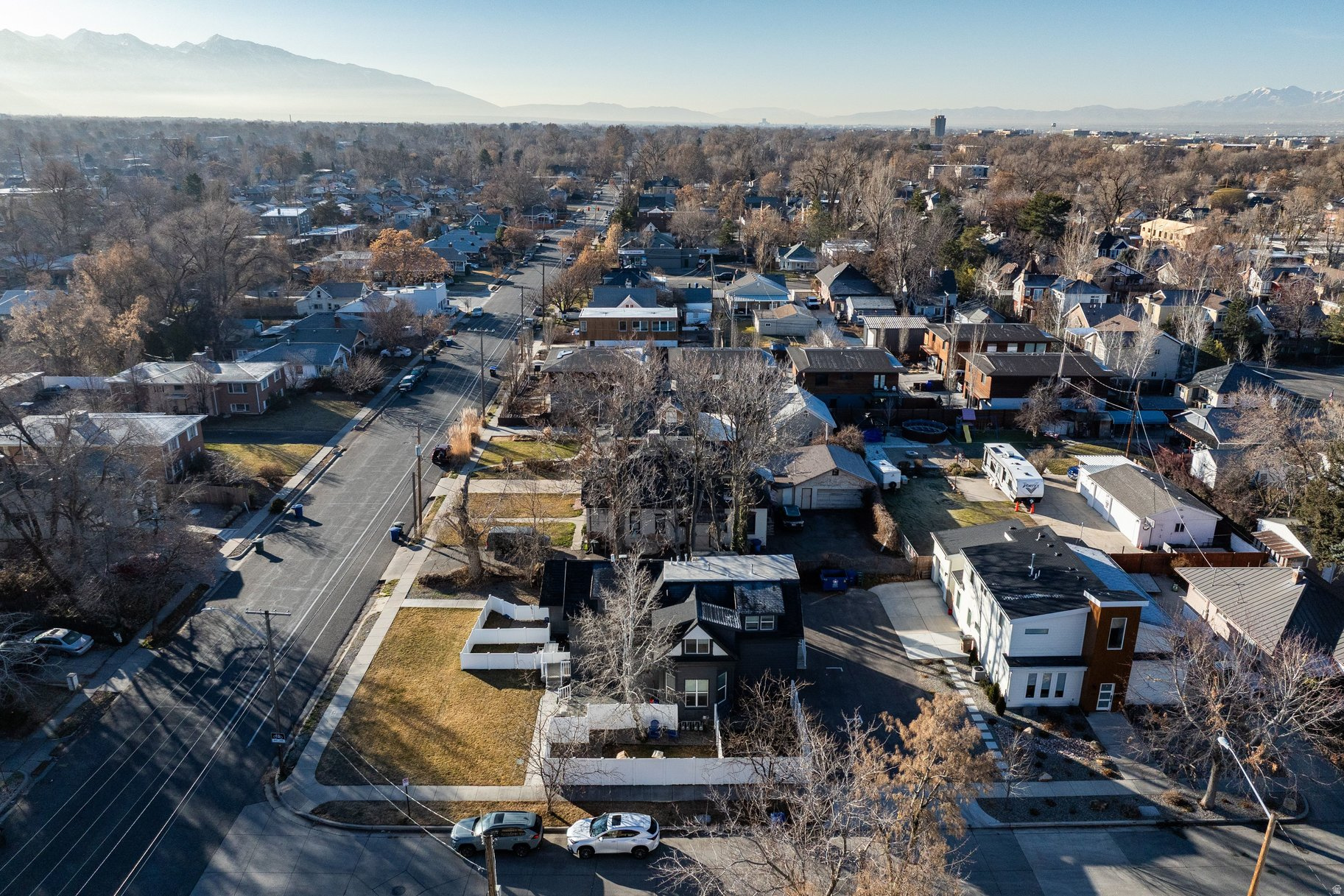 FIVE ACRE - Residential