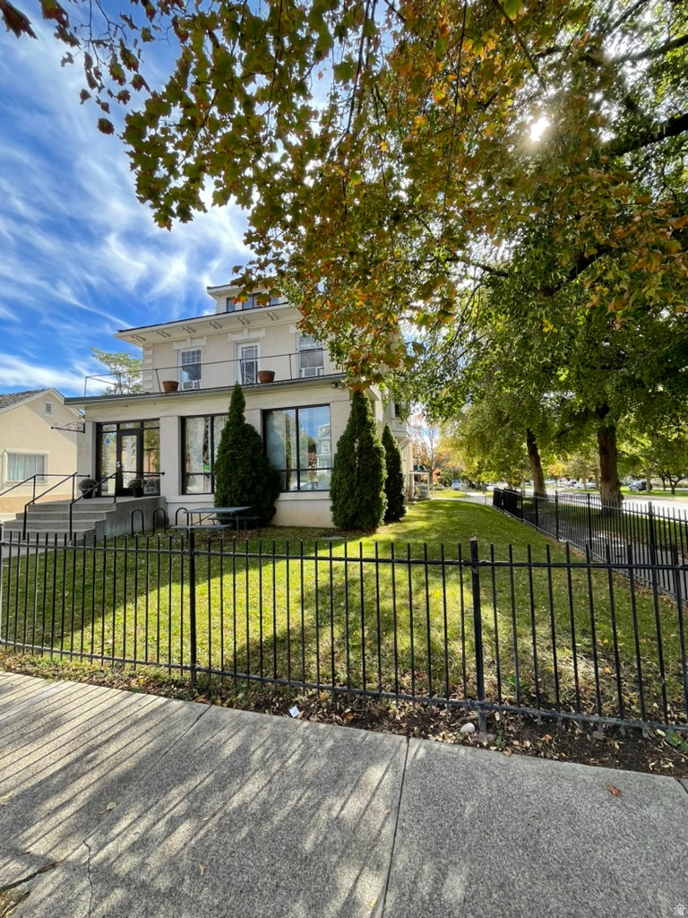PLAT B SLC SUR - Commercial Sale