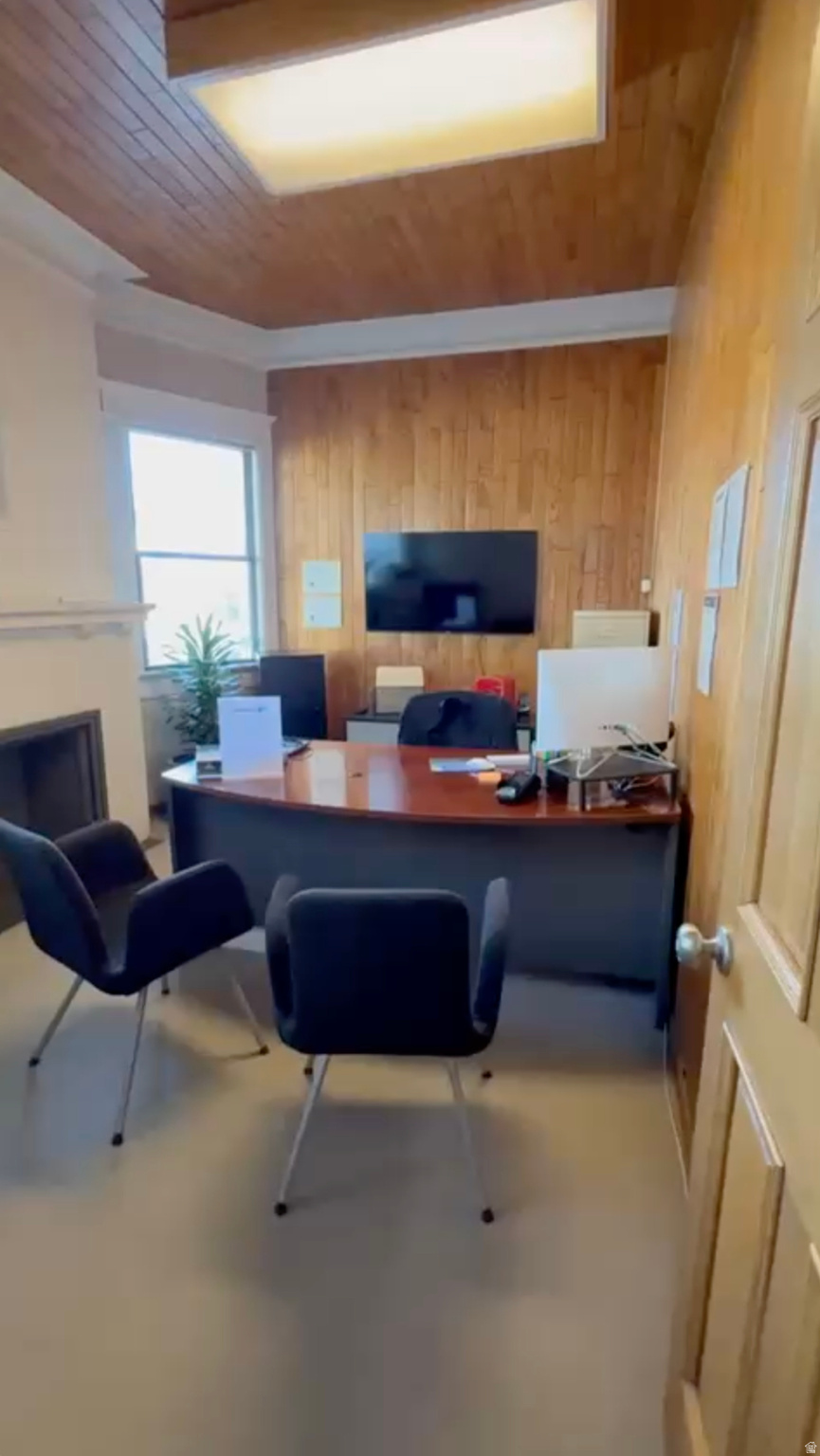 PLAT B SLC SUR - Commercial Sale