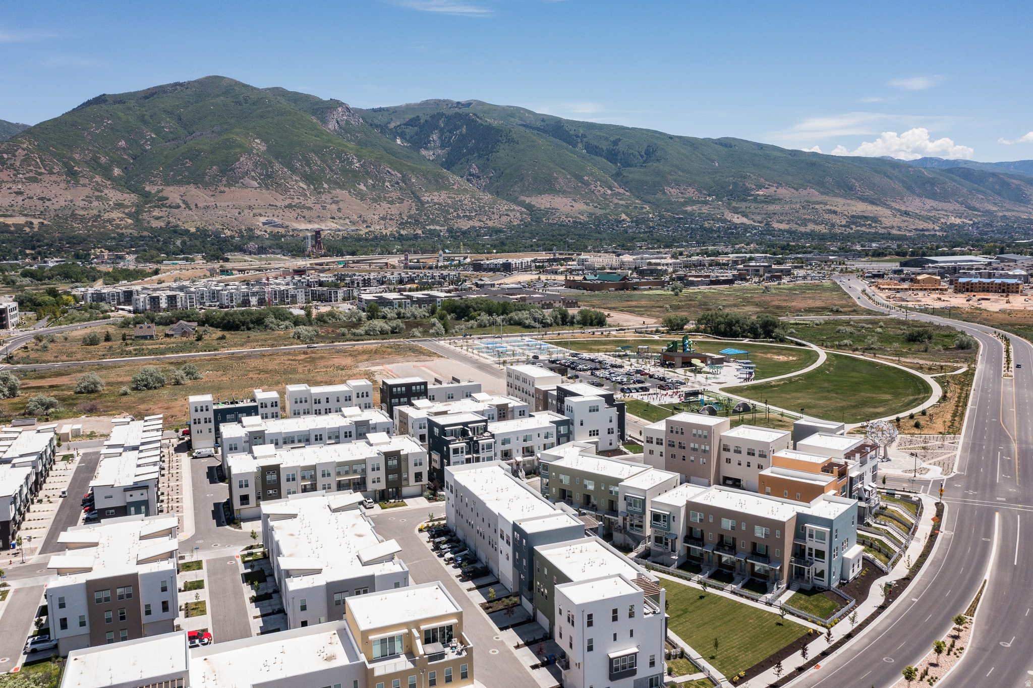 FARMINGTON STATION - Residential