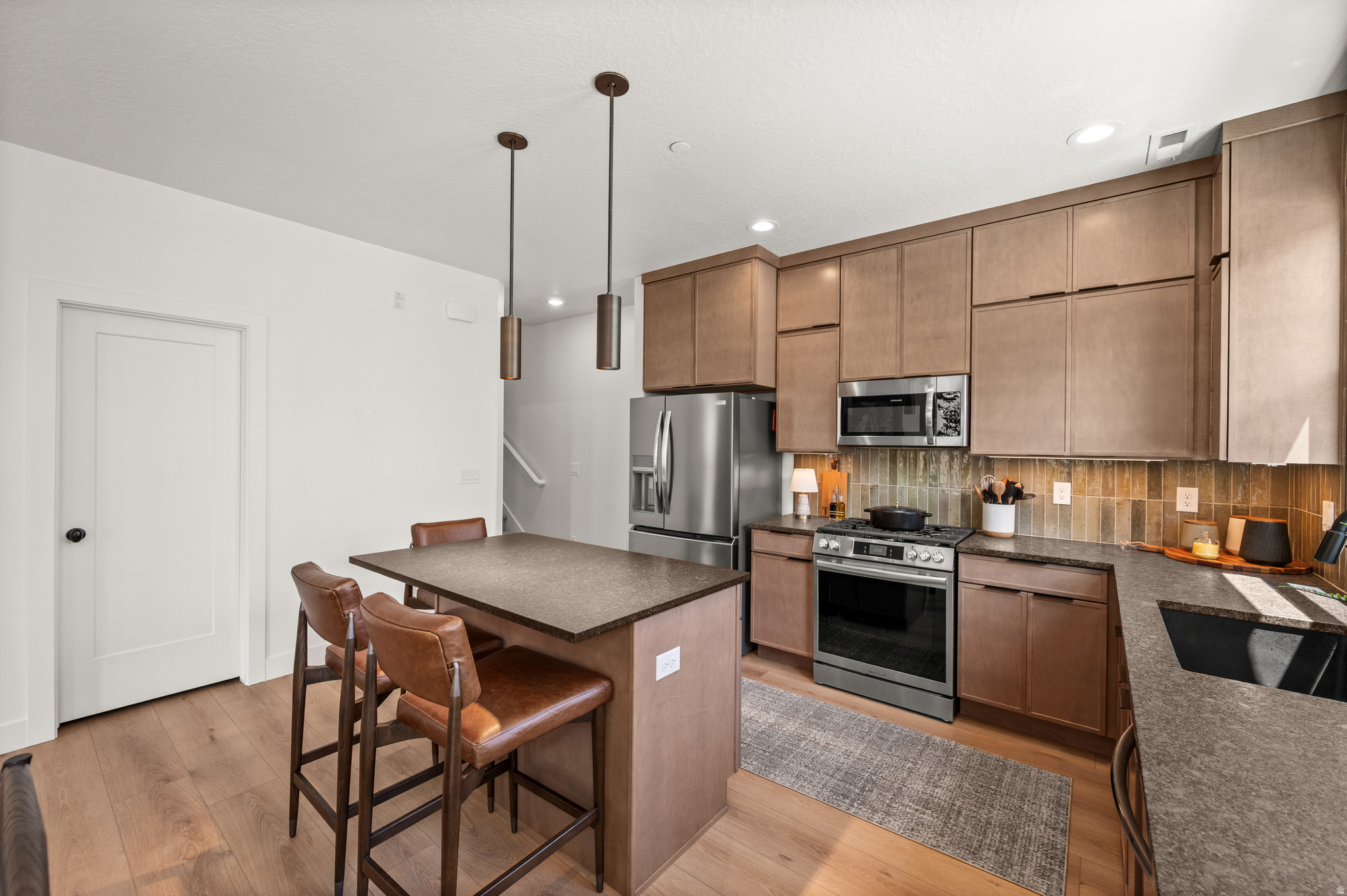 FARMINGTON STATION - Residential