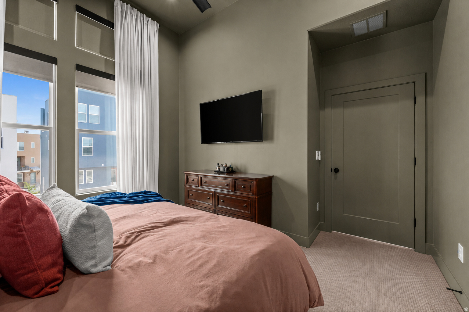 FARMINGTON STATION - Residential