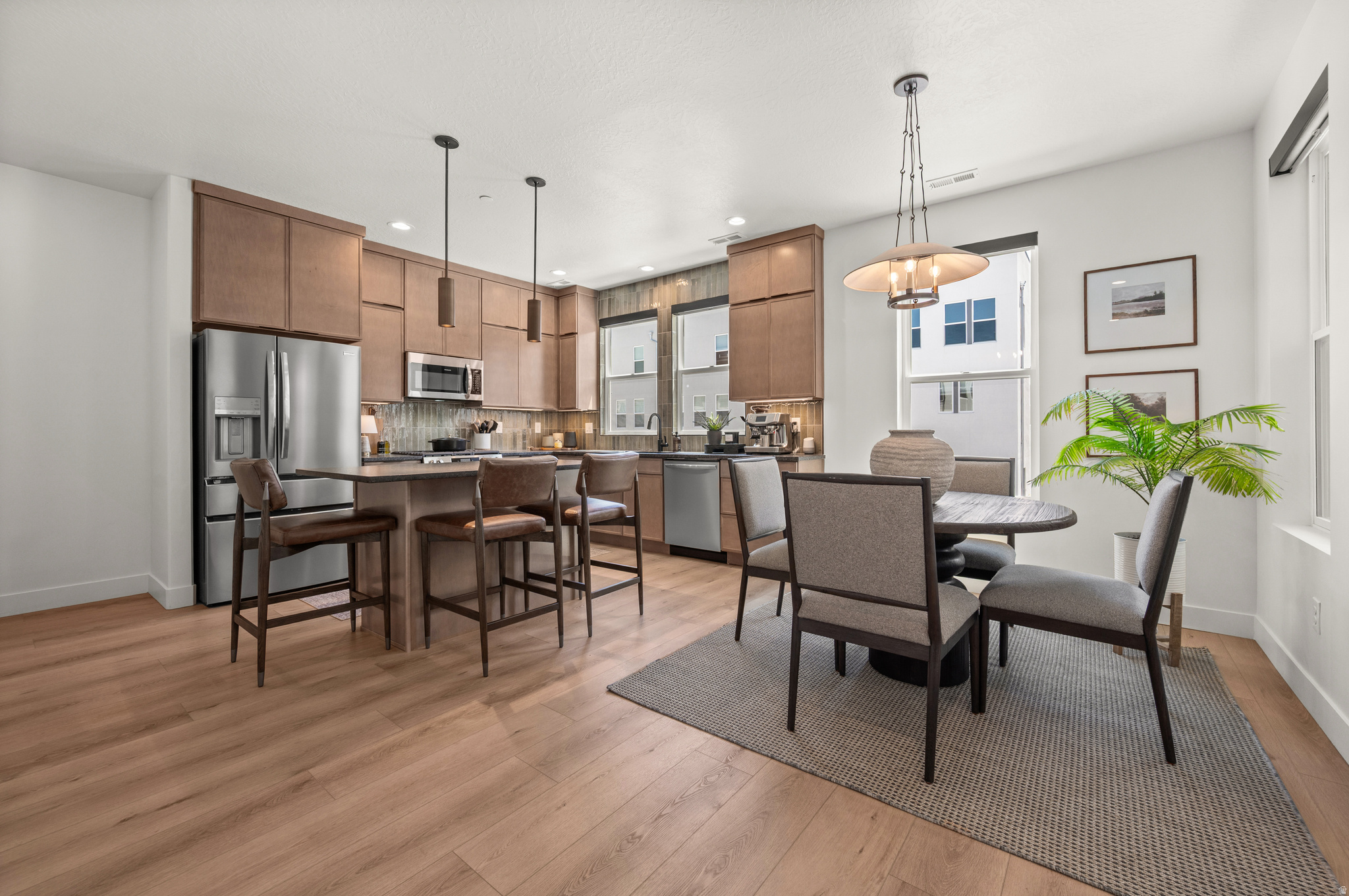 FARMINGTON STATION - Residential