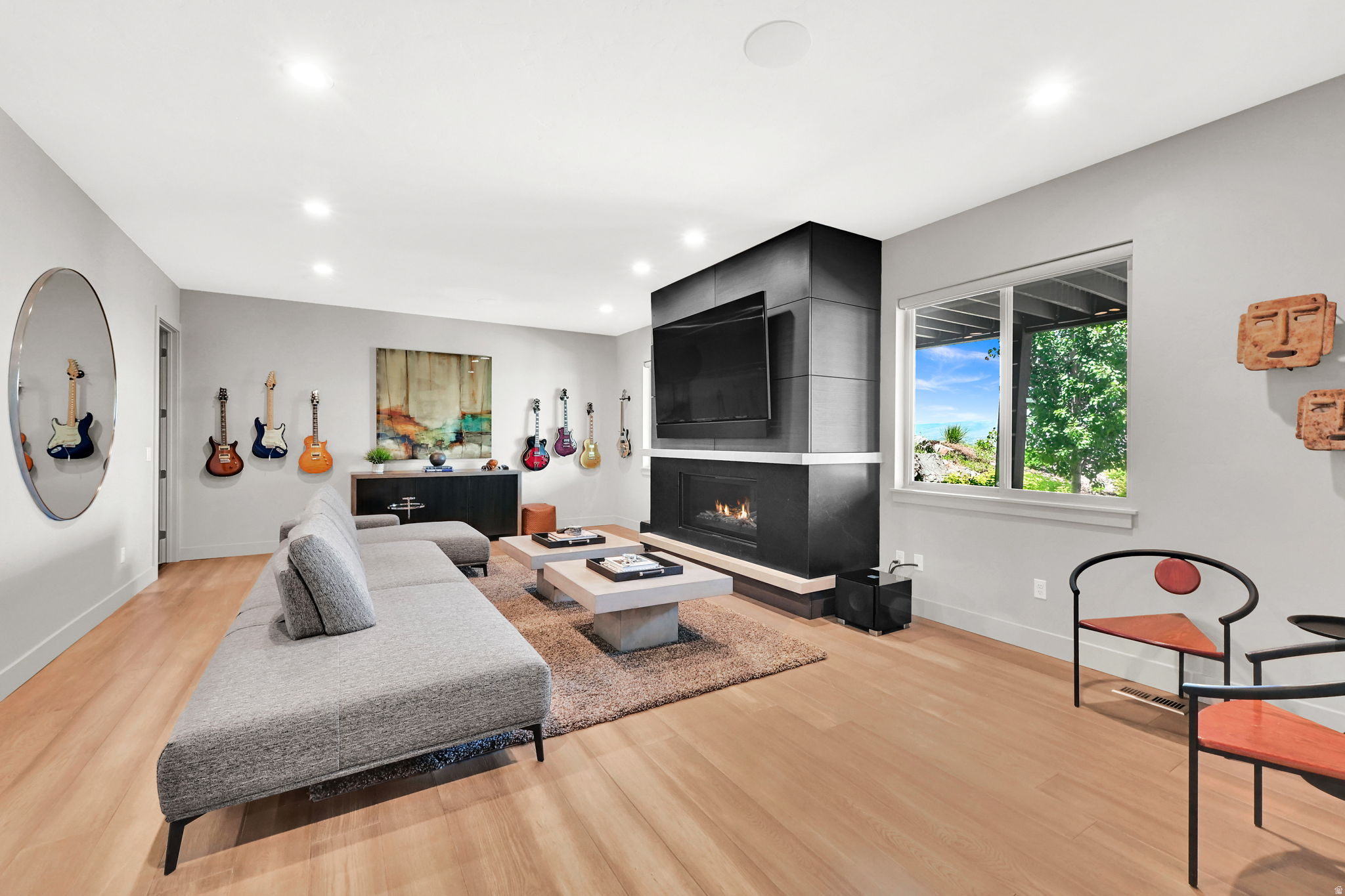 EDGEWATER CHALETS - Residential
