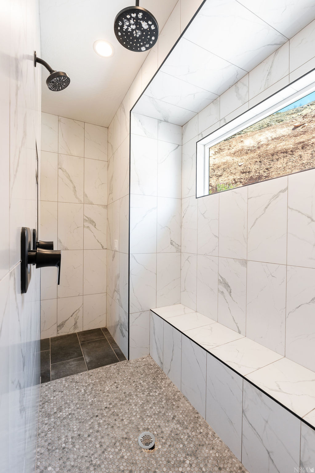 NICHOLS PEAK - Residential