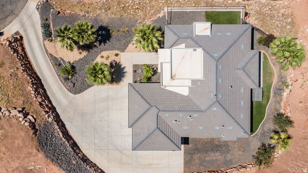 NICHOLS PEAK - Residential