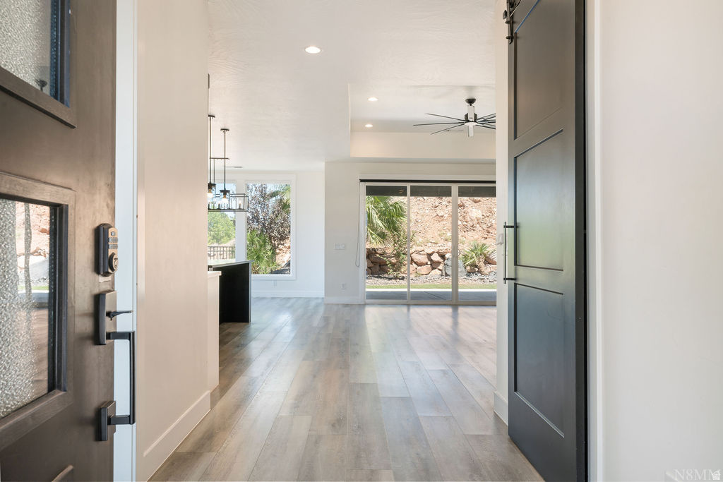 NICHOLS PEAK - Residential