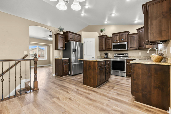 WILLOW BROOK - Residential