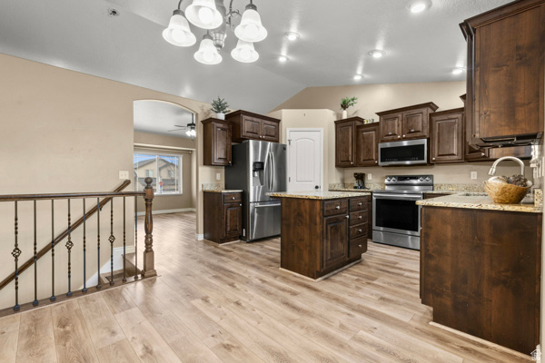 WILLOW BROOK - Residential