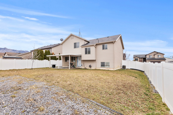 WILLOW BROOK - Residential