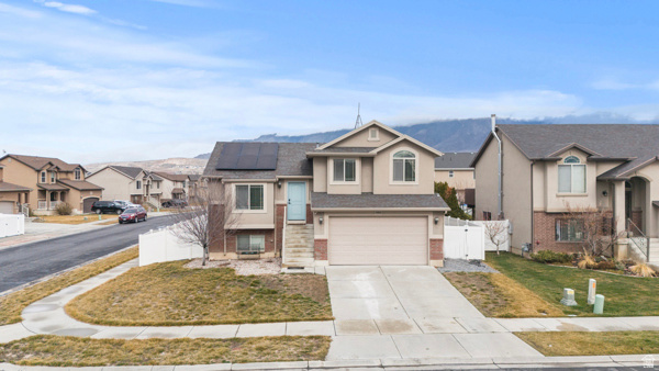 WILLOW BROOK - Residential