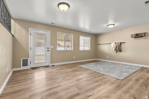 WILLOW BROOK - Residential