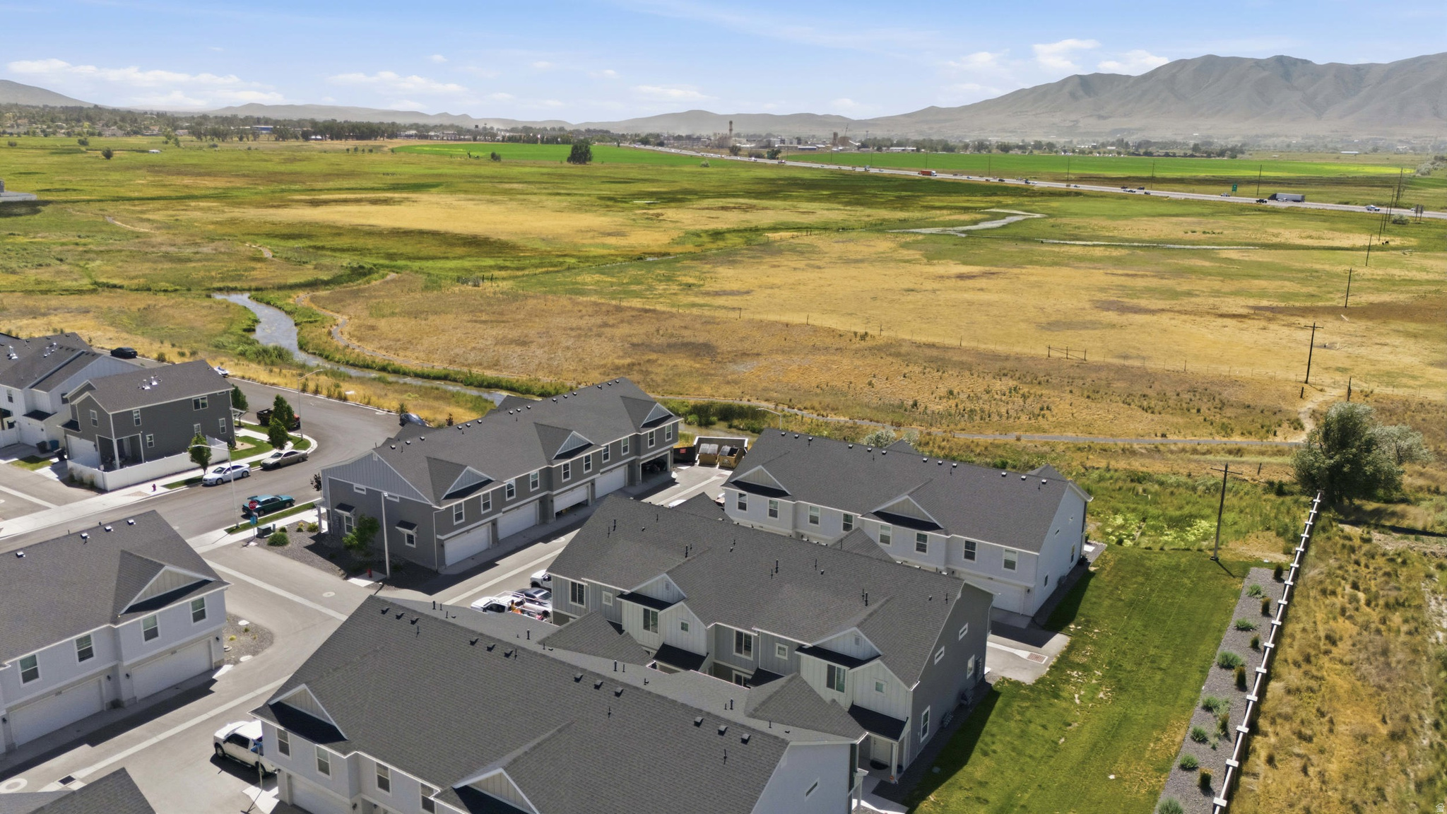 ARROWHEAD PARK - Residential